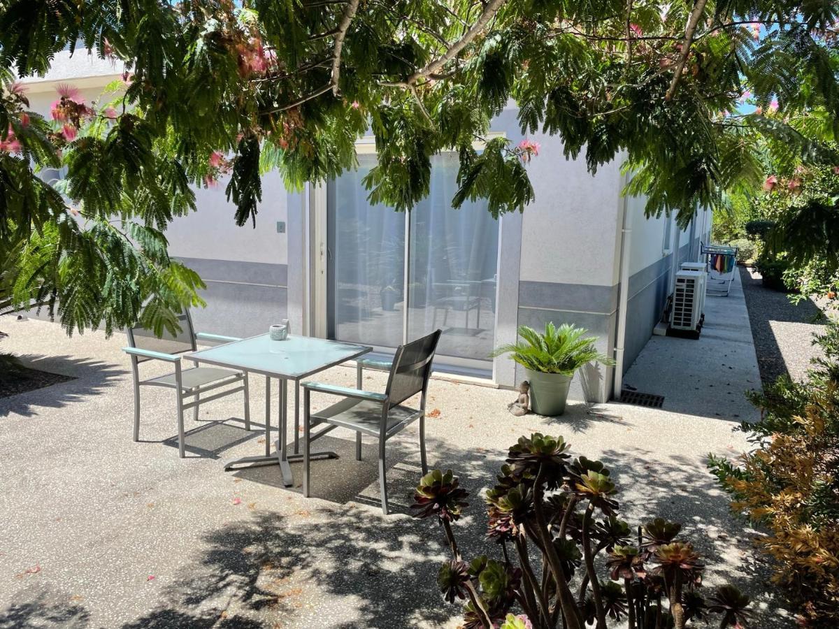 Chambre Luxe Dans Villa De Standing Avec Piscine, Acces Discret Et Independant, Terrasse Arboree Et Parking Prive La Valette-du-Var Dış mekan fotoğraf