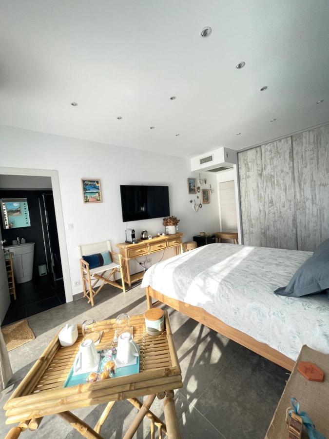 Chambre Luxe Dans Villa De Standing Avec Piscine, Acces Discret Et Independant, Terrasse Arboree Et Parking Prive La Valette-du-Var Dış mekan fotoğraf